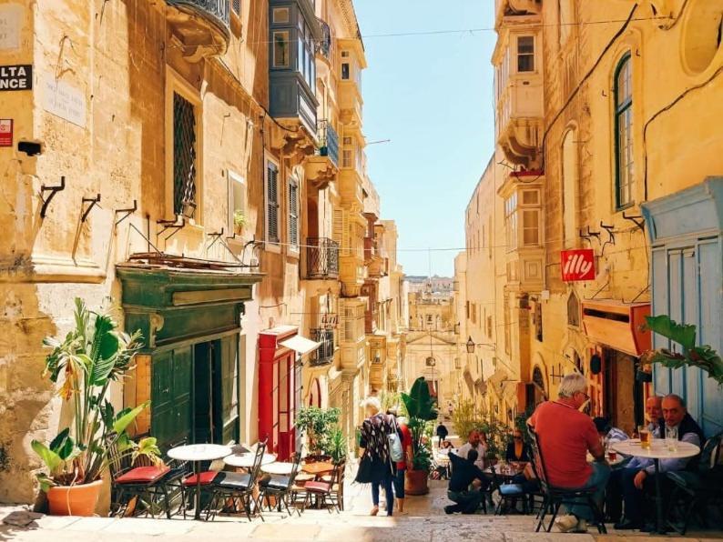 Valletta Most Central Studio Apartment 16Th-Century Building 외부 사진